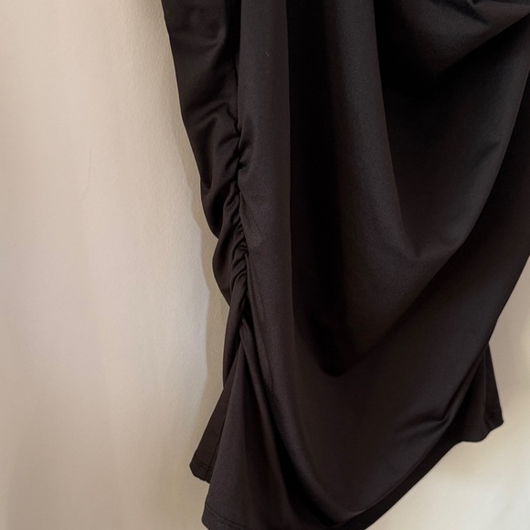 H&M BLACK DRAPE TOP - Picture 4 of 7